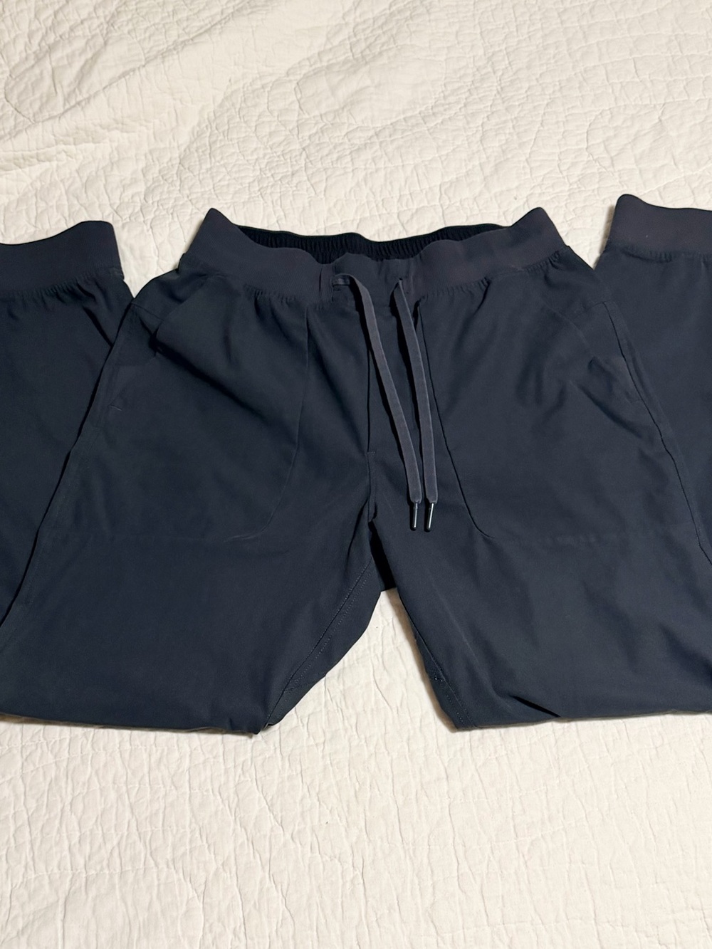 Men's Lululemon charcoal Jogger Pants with Drawstring